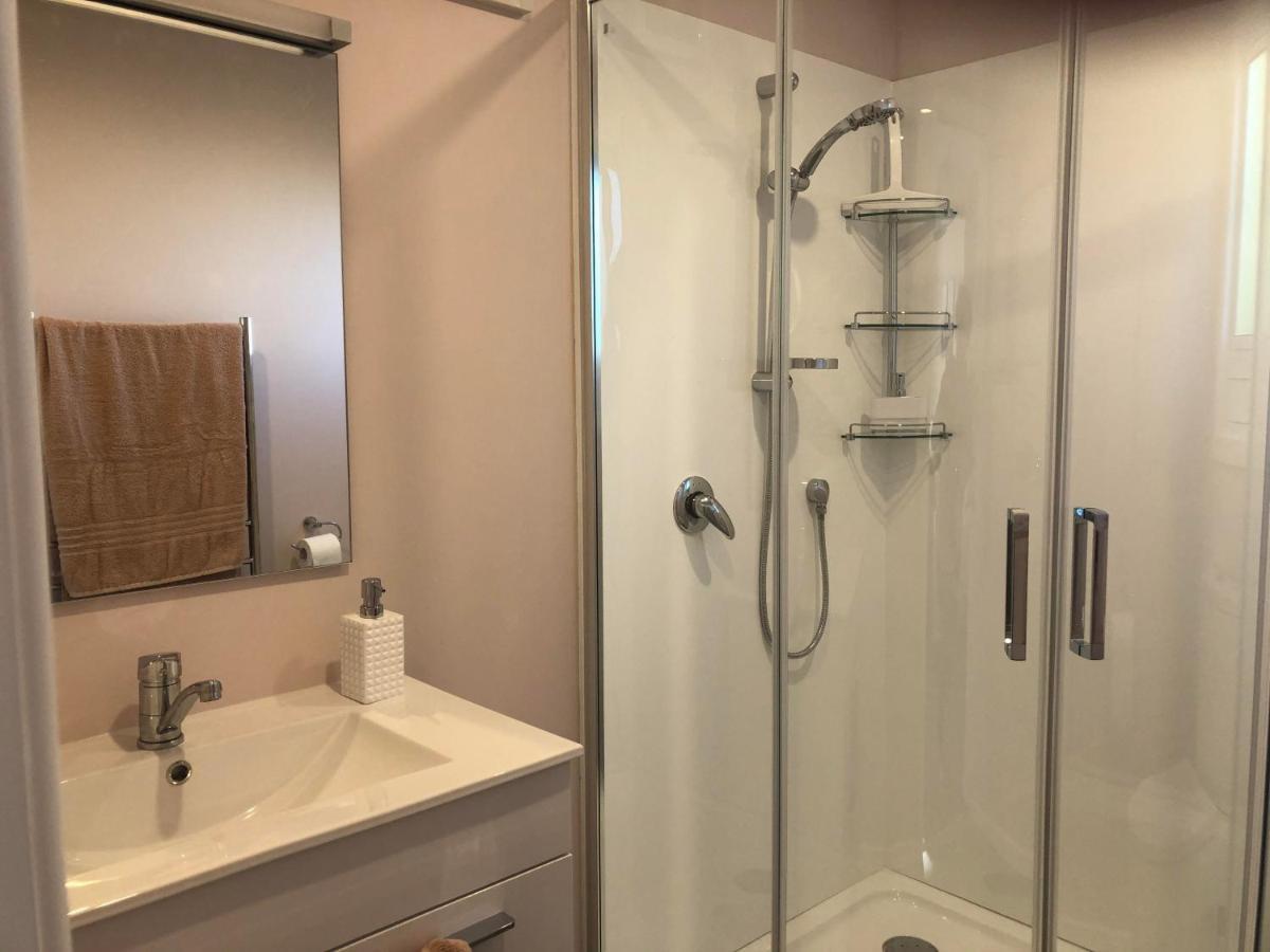 Allie'S Hill Top Haven Bed & Breakfast ワンガヌイ エクステリア 写真