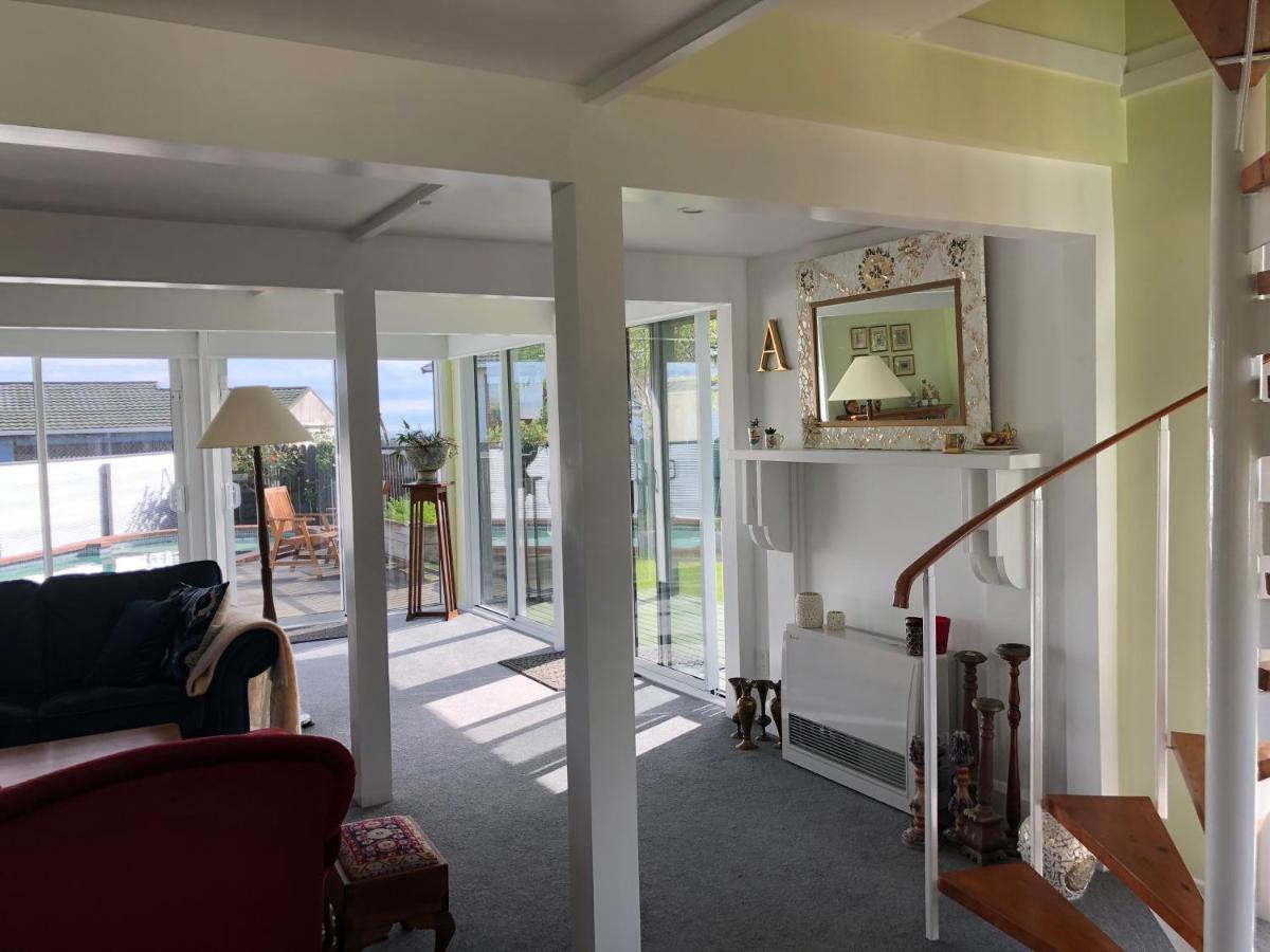 Allie'S Hill Top Haven Bed & Breakfast ワンガヌイ エクステリア 写真